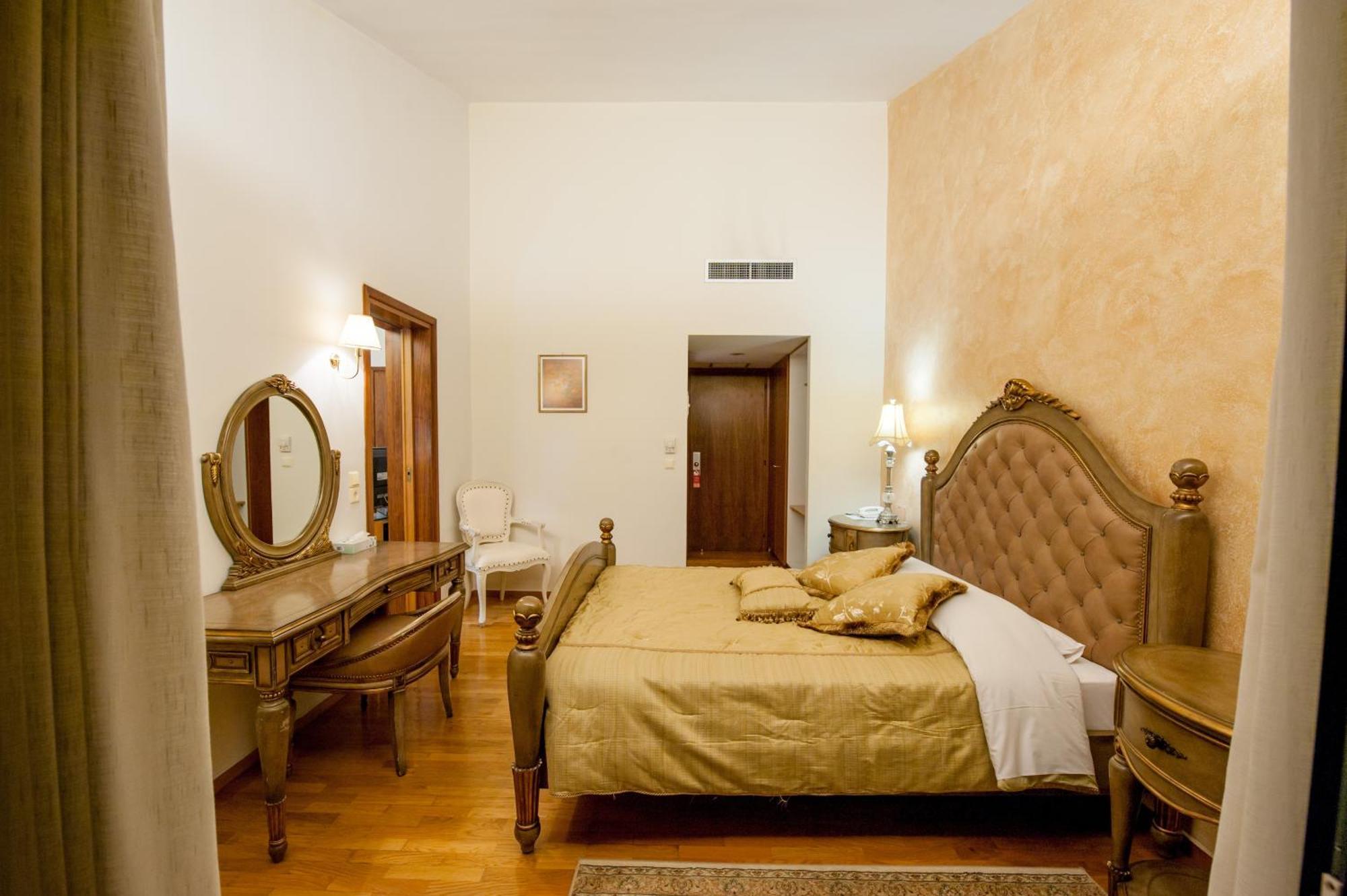 Fthia Hotel Lamía Zimmer foto